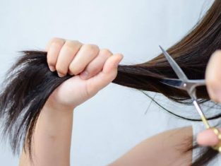 Teknik Memotong Rambut yang Perlu di Kuasai